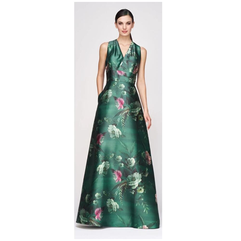 NEW Kay Unger Rosalind Floral Print Gown Size 6